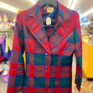 Cindy Weston Ladies Sm Red & Blue Plaid Suit Coat and Capri Pants